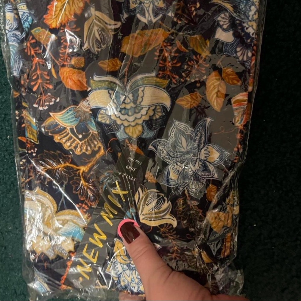 New Mix Floral Print Leggings - Black and Blue